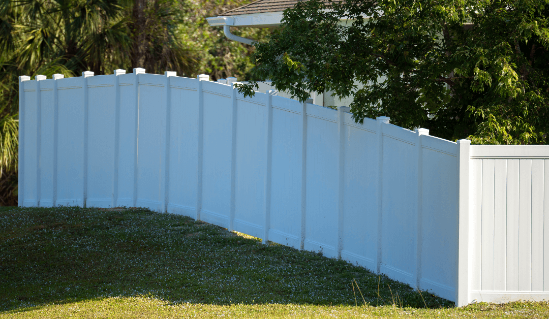 5 Reasons Why Vinyl Fencing is Perfect For Your Home