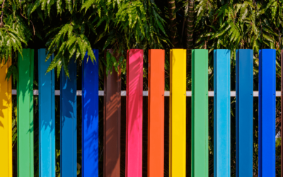 The Impact of Color and Texture In Fence Design