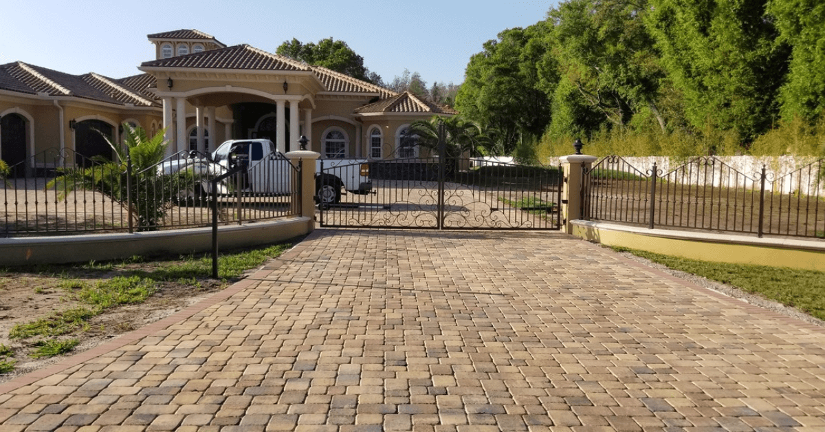 Fence Installation in Tampa