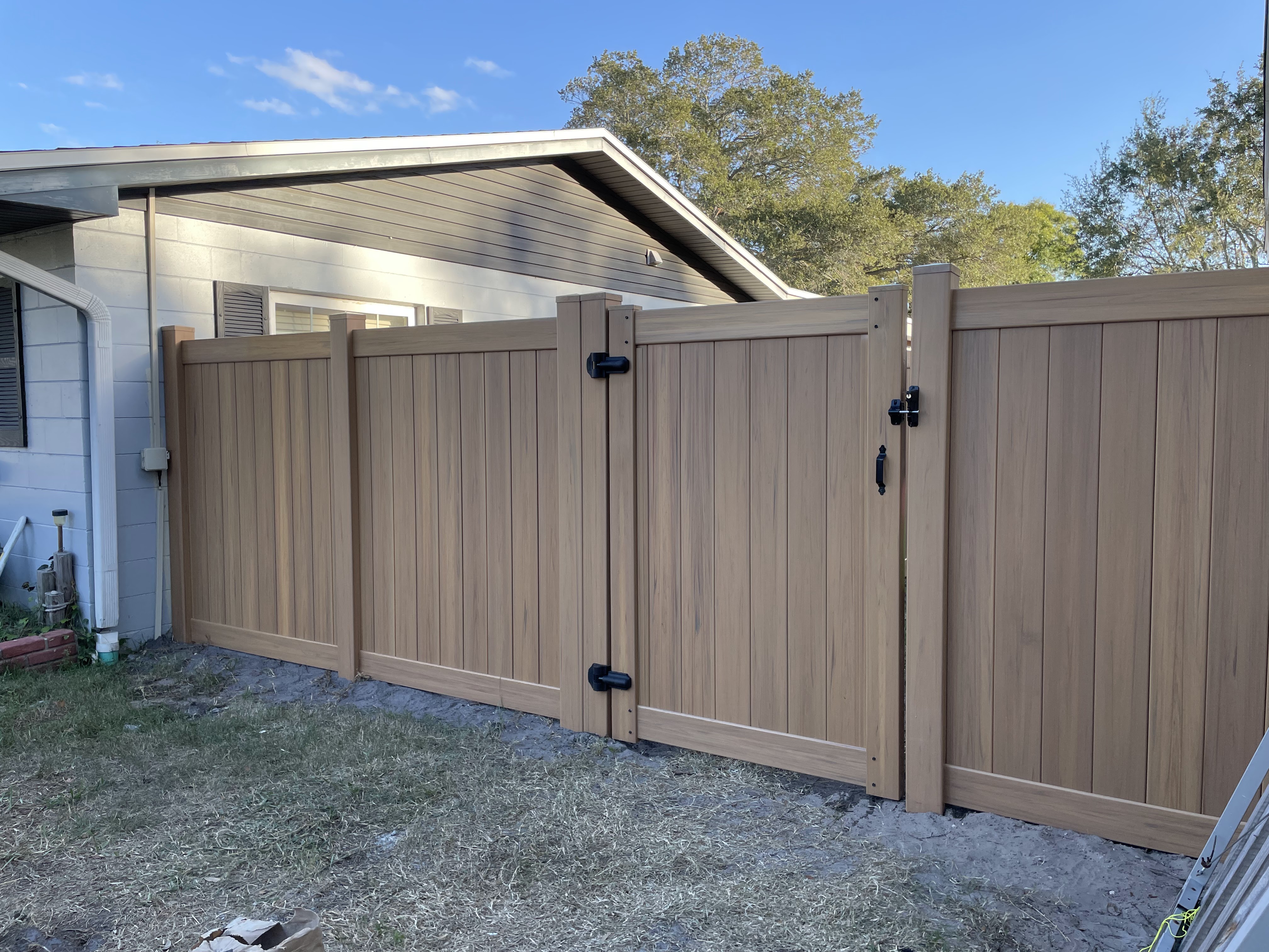 Professional Fence Installation: A Complete Guide to Types and Benefits